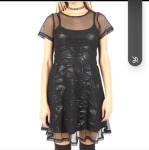 Iron Fist Black Skull Dress Short Sleeve Women’s Large Regular NWT fishnet L